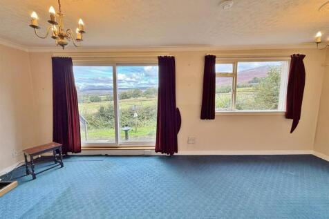 Lounge from door