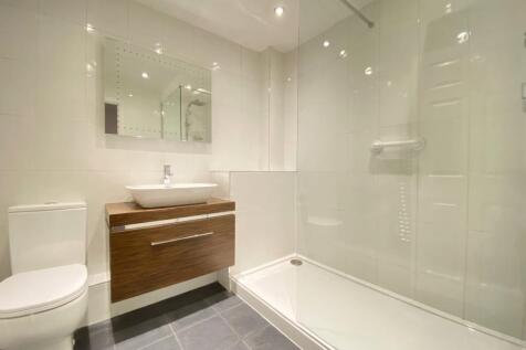 Ensuite shower room