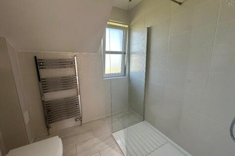 Ensuite shower room