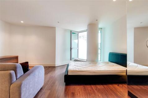 Studio Room