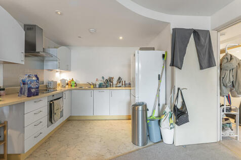 Reception/Kitchen