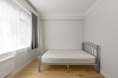 Studio Room