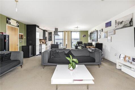 Reception/Kitchen