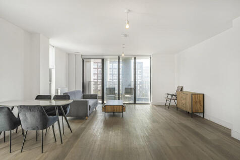 Reception/Kitchen