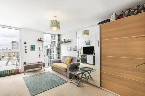 Reception/Kitchen
