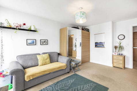 Reception/Kitchen