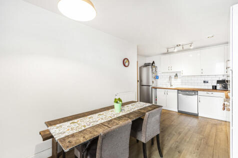 Reception/Kitchen