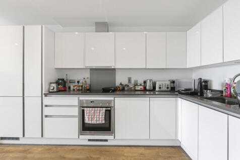 Reception/Kitchen