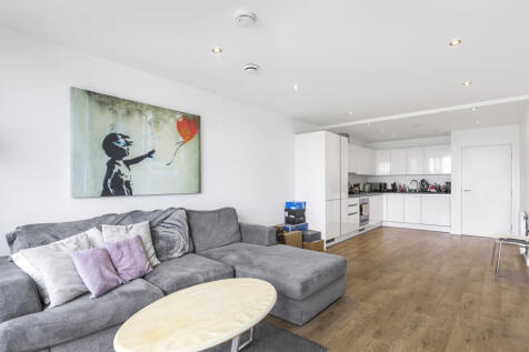 Reception/Kitchen