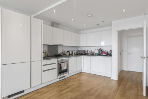 Reception/Kitchen