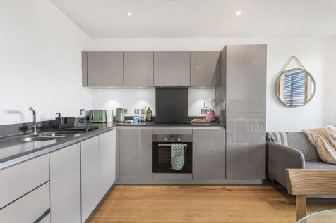 Reception/Kitchen