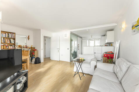 Reception/Kitchen