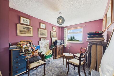 CAM02887G0-PR0489-STILL002.jpg