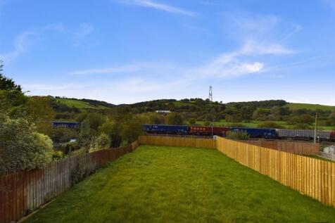 CAM02887G0-PR0075-STILL009.jpg