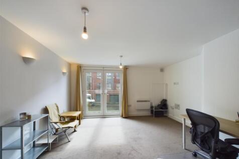 CAM01856G0-PR0158-STILL004.jpg