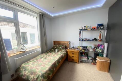 BEDROOM FOUR/OFFICE