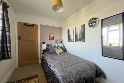 BEDROOM FOUR/OFFICE