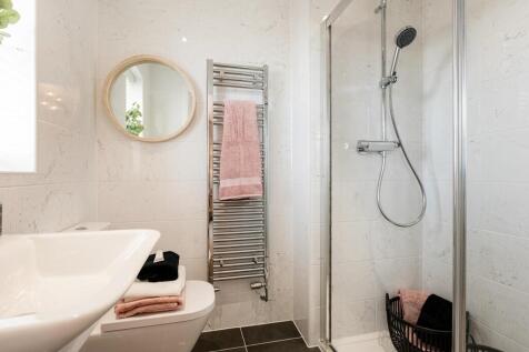 An energy efficient en-suite shower room