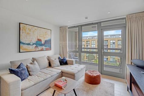 08-8d37Reshoot-MK-HMF-Flat 12 17 Canalside Square-