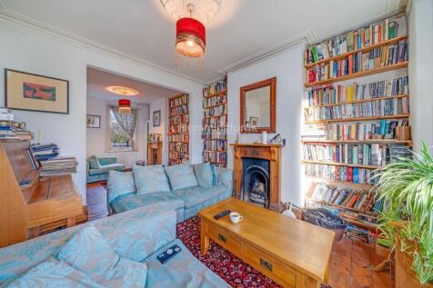 02-769e81601 - HMF - NS - 30 Fairthorn Road SE7 7R