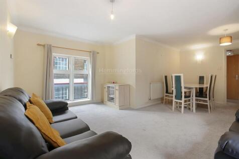 04-cf9177446 - AM - 56 Leeds Court, 201 St. John S