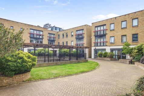 01-789777446 - AM - 56 Leeds Court, 201 St. John S