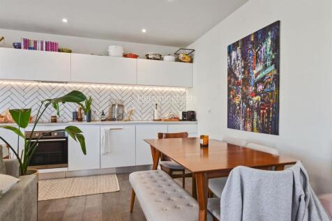 07-48f9GCHMF - Flat 2 81A Haverstock Hill - Kitche