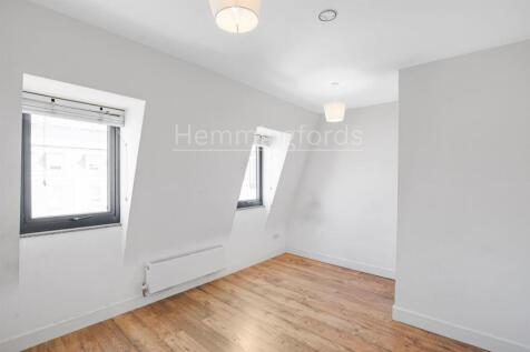 14-762d83570-HMF-JJ-Kingsland Rd-22-medium.jpg