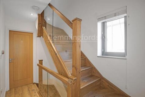 10-57e783570-HMF-JJ-Kingsland Rd-15-medium.jpg