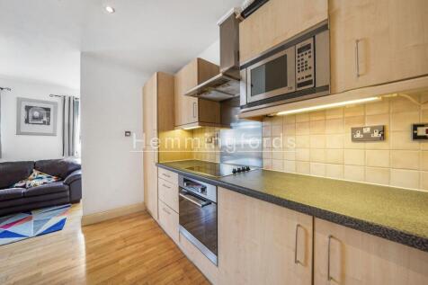 Flat 2 Montgomery, 81-89 Farringdon Road - W7U9viq