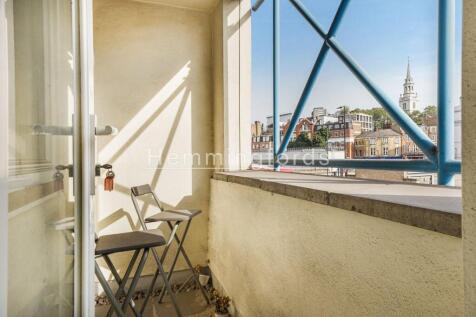 Flat 2 Montgomery, 81-89 Farringdon Road - FJQinFD