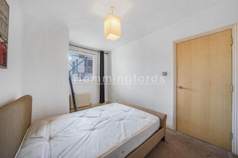 Flat 2 Montgomery, 81-89 Farringdon Road - OGSVBGM