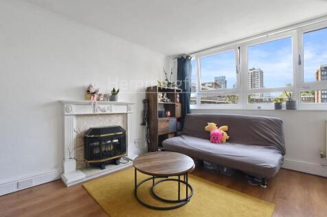 12-73d8GCHMF - 117 Crondall Court - Reception 3 -O