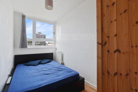 05-b0f7GCHMF - 117 Crondall Court - Bedroom 4 -Ori