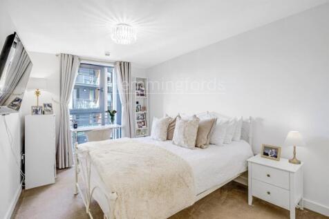 08-37c684105-HMF-JJ-Palmers Rd-8-medium.jpg