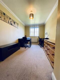 Bedroom 2 (1).JPG