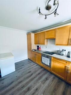 kitchen 2.jpg