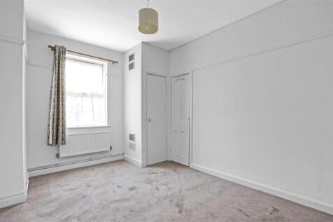 03-6994JHHFI - 3 Heatfield Garden - 8.jpg