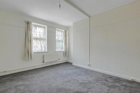 09-ab1aJHHFI - 3 Heatfield Garden - 26.jpg