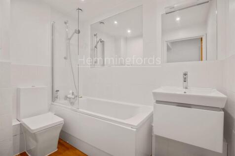 04-cff683772-HMF-JJ-Mildmay Av-4 (1)-medium.jpg