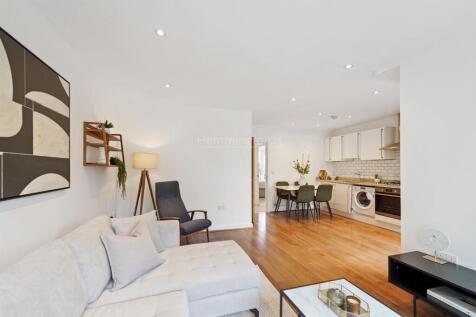 13-e0afJUS07731 (1)-medium.JPG