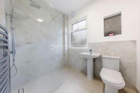 49 Brancaster Road - DZ8LC411CRTAIJUFiNbV.jpg