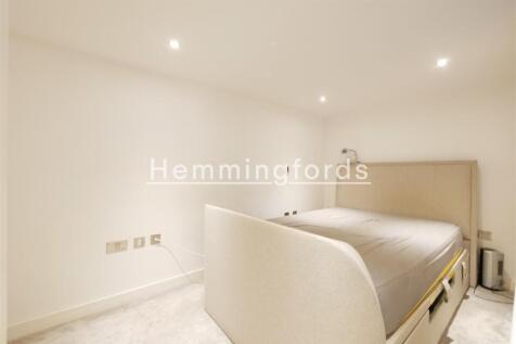 Flat 2, Wycliffe House-06.jpg