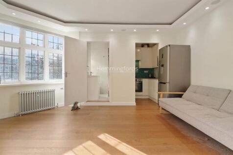 08-bcfd78696 - AM - 67 Clare Court, Judd Street Lo