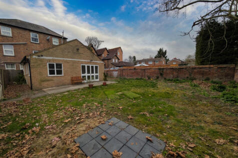 2 Bed Detached Bungalow