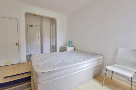 Lounge / Bedroom