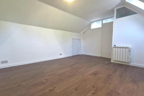 Lounge / Bedroom