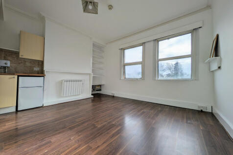 Bedroom / Living Area