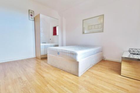 Bedroom / Lounge