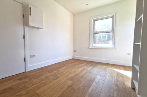 Lounge / Bedroom